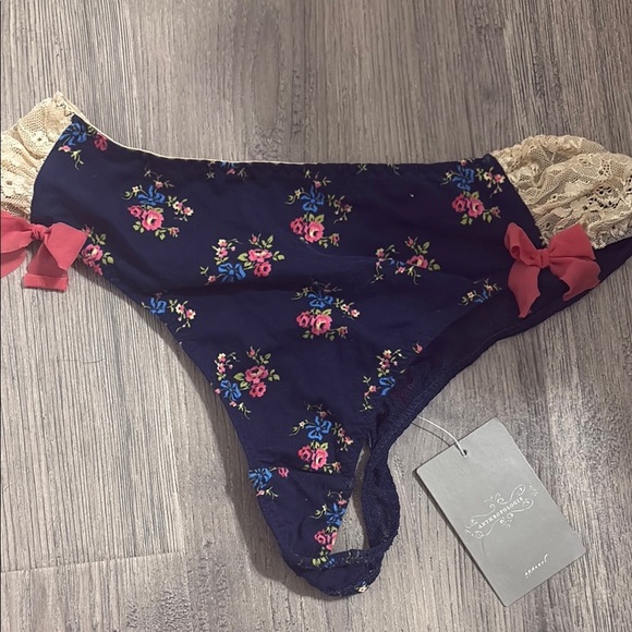 NWT Anthropologie underwear Navy Martin Floral with Bows Sz M - Picture 1 of 5